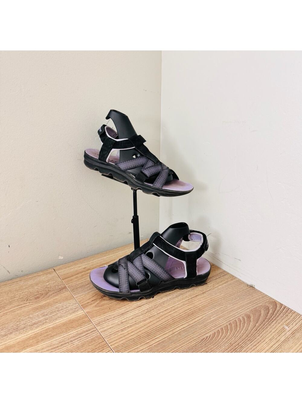 JSport by Jambu Kaia sandals Black And Purple Women’s Size 6